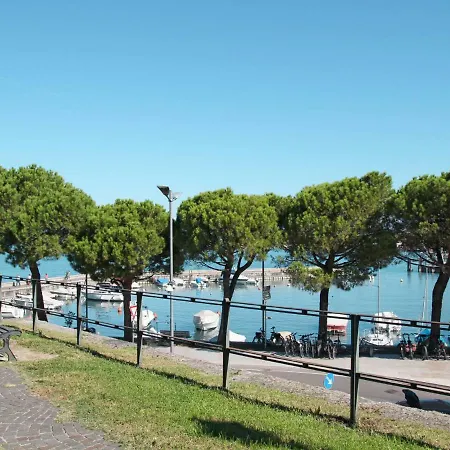 Belvedere Lido 140s *